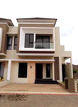 Rumah mewah di perumahan cluster premium Kartasura
