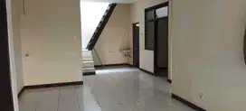 Rumah Nyaman Siap Pakai di Taman Kopo Indah 1 Bandung