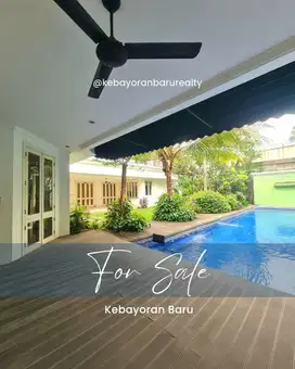 Rumah Mewah Kebayoran Baru Area Tenang Depan Taman Jalan Lebar