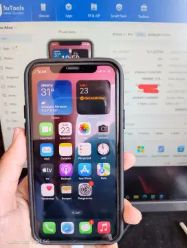 IP 11 PRO 256 .