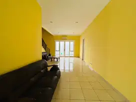 Disewakan Rumah 2 lantai Grand Orchard Kelapa Gading
