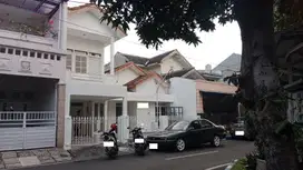 Rumah 2 Lantai Di Taman Indah Sepanjang Sidoarjo