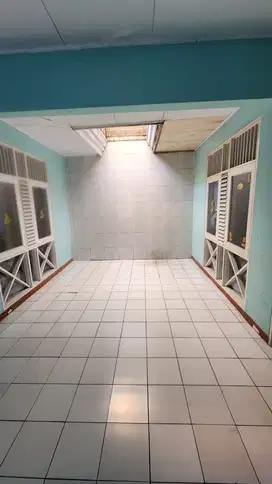 Rumah 1, 5 Lantai Lt 200m2 Citra 1 Extention Kalideres Jakarta Barat