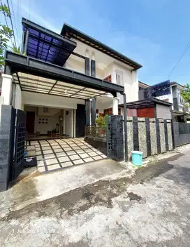 Rumah furnish utara stadion maguwoharjo