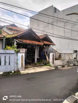 Jual Rumah Hitung Tanah di logam Buah Batu