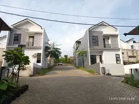 Dijual Rumah Villa Tropis Murah Cluster Mandeville Bandung Barat