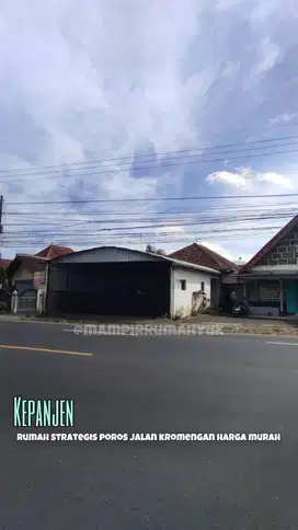 Rumah strategis Dijual murah di poros jalan Kromengan Kepanjen Malang
