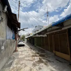 DIJUAL TOWNHOUSE JALAN PUKAT BANTING I DAERAH KOTA MEDAN DEKAT MANDALA