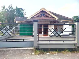 Rumah halaman luas dekat wirobrajan