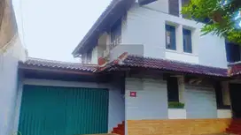 Rumah Tingkat Luas di Ceger Raya, Pondok Aren - Tangerang Selatan