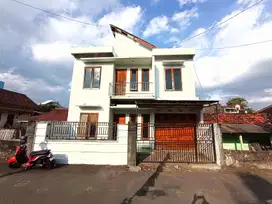 Rumah 2lt area Condongcatur Depok Sleman
