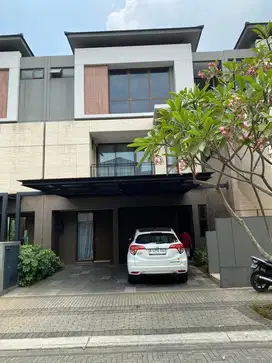 Dijual Rumah Semi Furnished Nyaman di The Zora