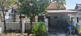 Dijual rumah Kutisari cocok untuk kost2an dekat kampus