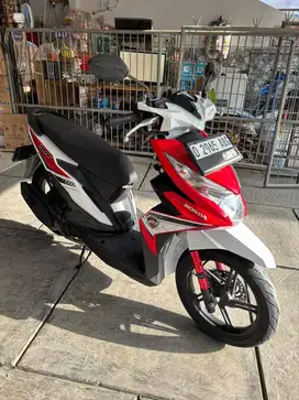 Honda beat tahun 2017