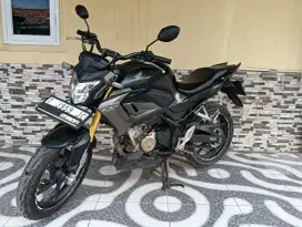 Honda CB 150 R V4