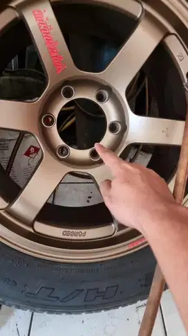 Velg Mobil Fortuner Variasi
