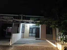 Disewakan Rumah Sudah Kanopi Dan Renov Dapur Villagio Citra Raya