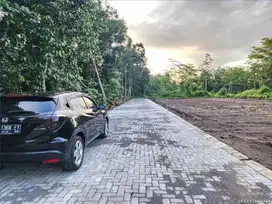 Area Kampus UII Jl. Kaliurang Sleman Tanah Jogja Apik Sangat Strategis