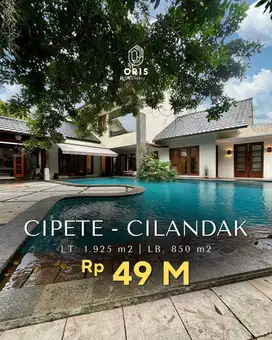 Rumah Bergaya Tropis Lahan Luas di Cipete Cilandak Jakarta Selatan