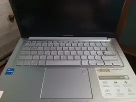 Laptop Asus Vivobook core i5