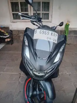 Pcx 2021 warna hitam