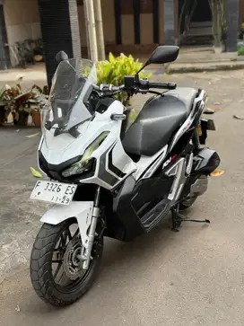 Honda ADV ABS KM 9rb Thn 2019 F Kota Mulus