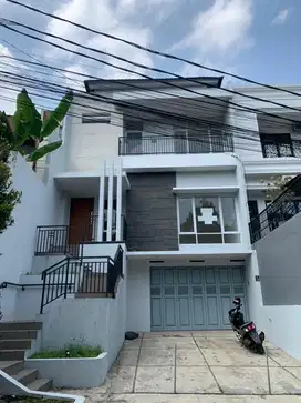 jual rumah mewah asri di bandung
