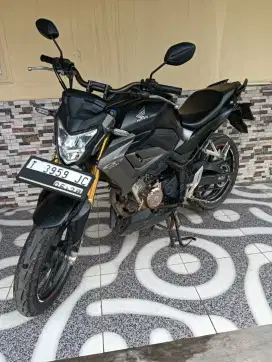 Ahonda CB 150 V4