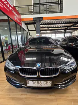 BMW 320I F30 2.0L Sport A/T 2017