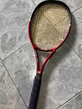 Raket tennis yonex