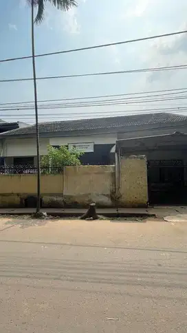 Dijual Rumah Tua Hitung Tanah Luas 421 M Jakarta Selatan