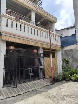 Jual Cepat Rumah Strategis di Perumahan Daan Mogot Estate JakBar