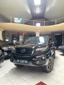Fortuner VRZ TRD 2016 Diesel AT Asli Bali