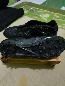 Sepatu Bola/Mini soccer