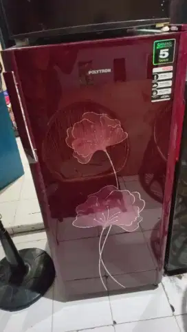 Kulkas Polytron satu pintu
