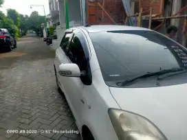 Kaca film mobil dan gedung
