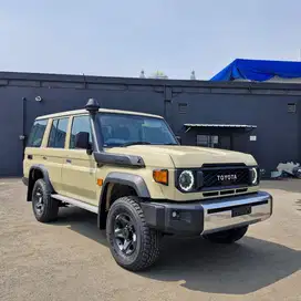 Toyota Land Cruiser 70 Wagon GXL 2.8L AT Diesel 2025 Sandy Taupe New