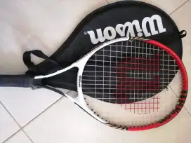 Raket Tenis Wilson