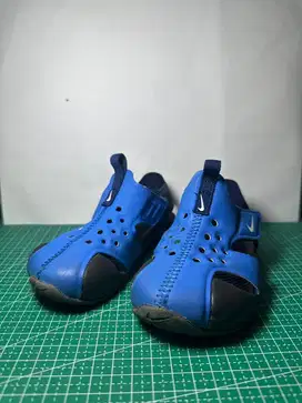 Dijual sepatu sendal anak Nike