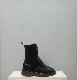 Dr Martens 1490 Blacksmooth ENGLAND