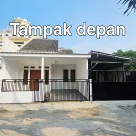 Jual rumah plus gudang