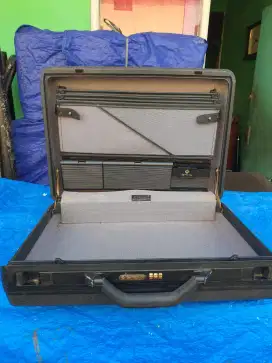 Koper Samsonite USA