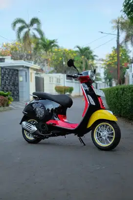 VESPA PRIMAVERA 150 DISNEY EDITION 2023