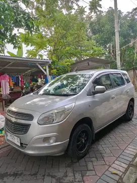 Chevrolet Spin 2013 Bensin