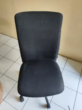 KURSI KANTOR MERK VIVERE