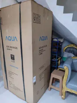 Dijual kulkas SBS merk aqua AQR 695