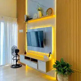 Penutup lembab panel dinding
