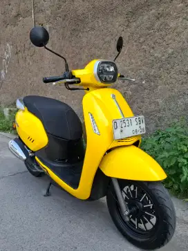 Benelli Panarea 125 Mulus 95% thn 2023 Vespa S LX