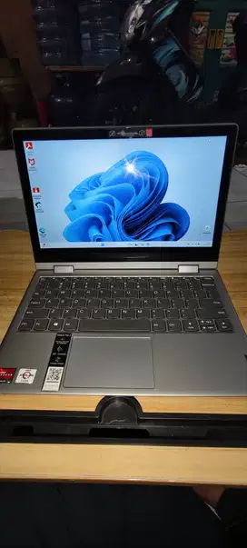 Lenovo Ideapad flex 4/256GB Touchsreen