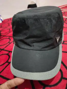 Topi out door logo banteng